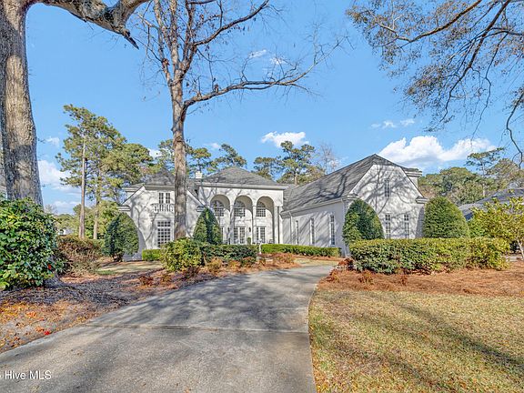 2nd image of 1520 Radian Road