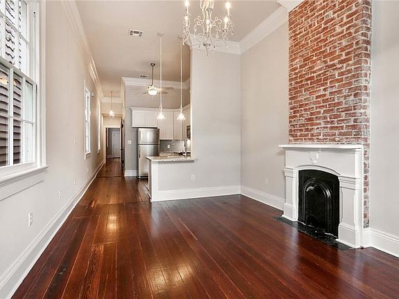 2nd image of 507 6th St Unit 507