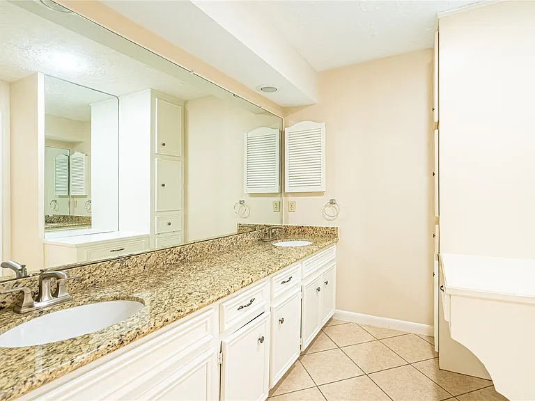 2306 Potomac Dr #B — Photo 19
