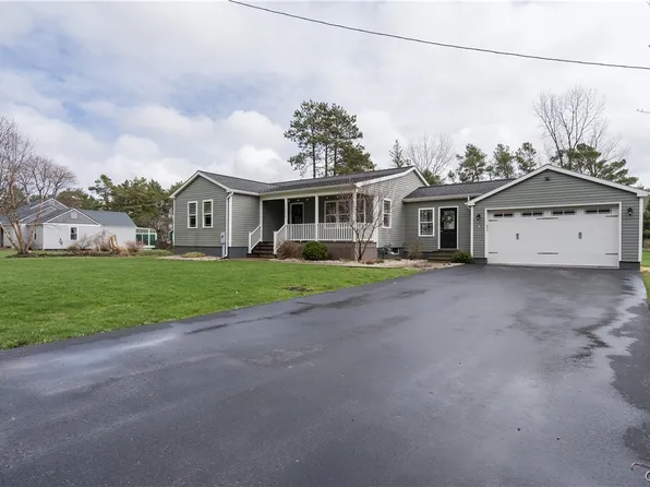 24820 Sanford Corners Rd, Calcium, NY 13616
