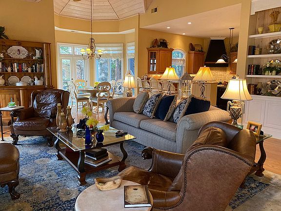 Great room, kitchen, nook