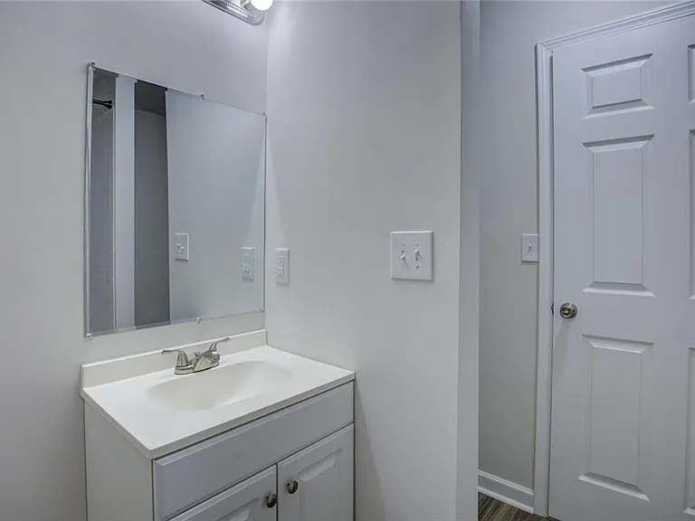 2340 Beaver Ruin Rd #15 — Photo 23