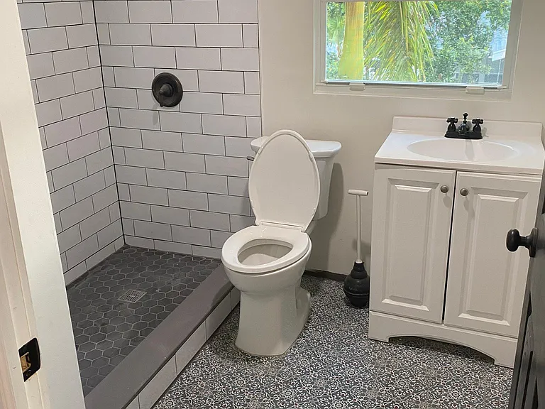 1219 Georgia Ave #4 — Photo 3