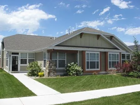 1029 Forestglen Dr Photo 1