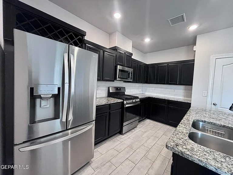 12241 Desert Sea Ct — Photo 7