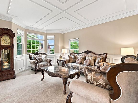 4th image of 15913 S Selfridge Cir