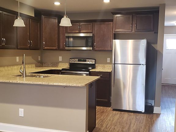 5th image of 392 Landrum Pl