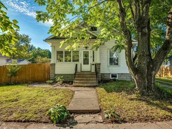 504 W Baker St, Gillespie, IL 62033