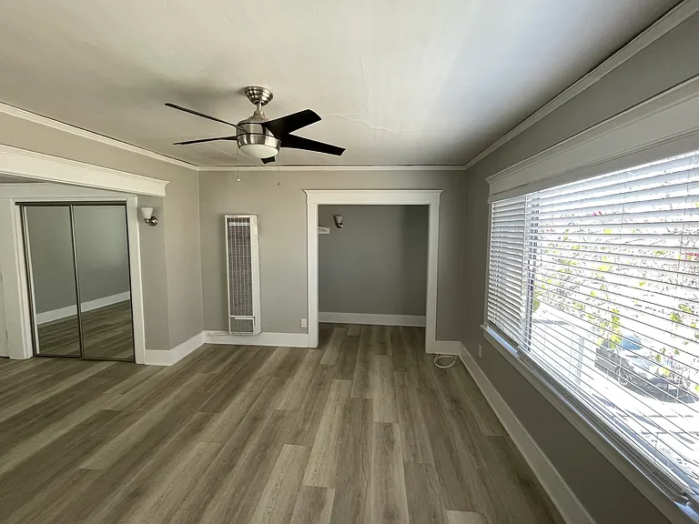 1026 E Broadway #1038 — Photo 5