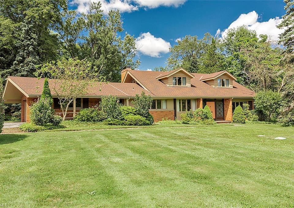 1st image of 29629 Gates Mills Blvd