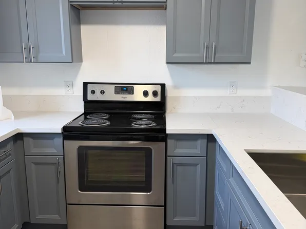 2056 Mesquite Ln APT 201, Laughlin, NV 89029