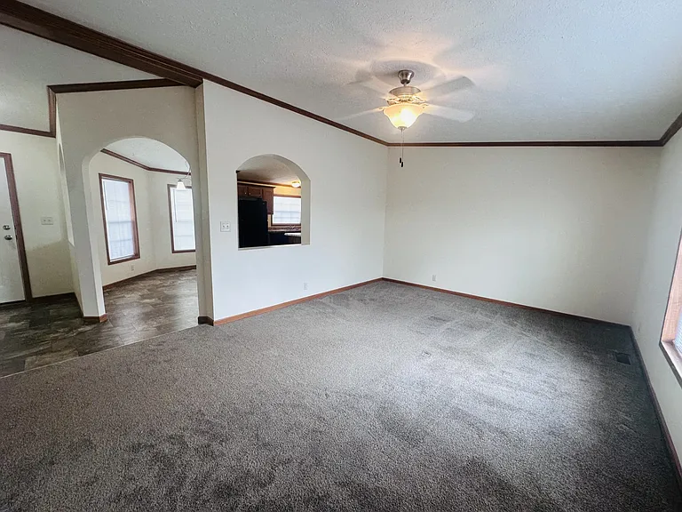 9800 Bloomsbury Cir — Photo 22