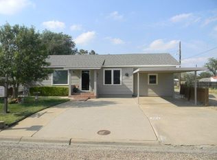 3004 W 4th St, Plainview, TX 79072