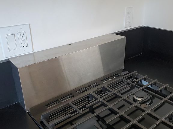 4th image of 1635 E 4th St #5