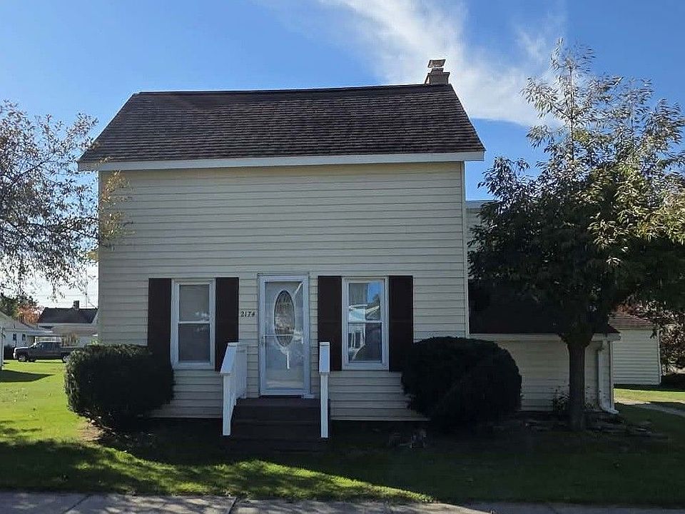 1st image of 2174 Union St