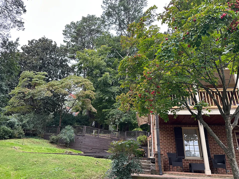 207 Carrsbrook Dr