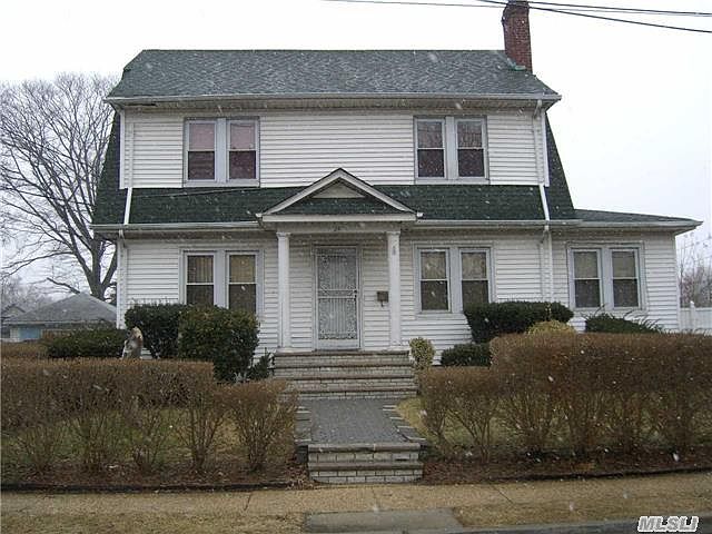 1st image of 24 Willow Ave