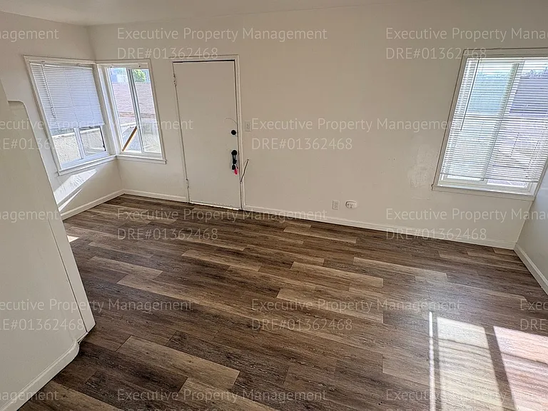 2190 Monterey St — Photo 7