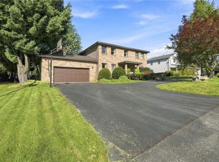 103 Eastview Dr, Butler, PA 16001