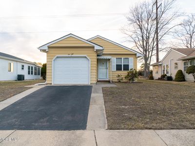 150 Torrey Pines Drive, Toms River, NJ, 08757