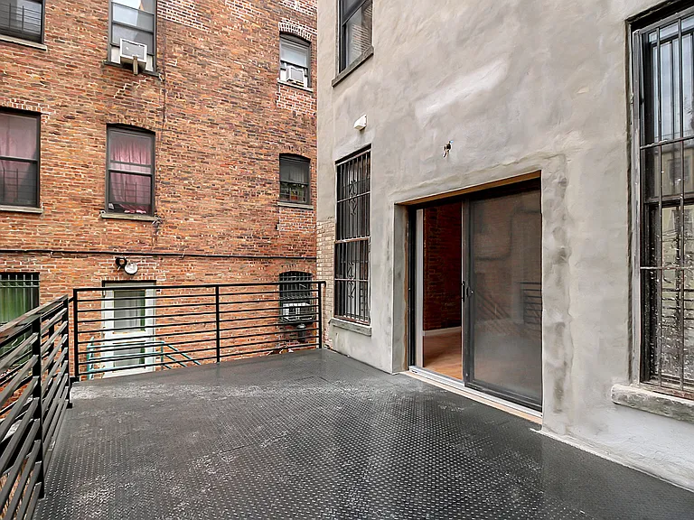 707 Lafayette Ave #2 — Photo 14