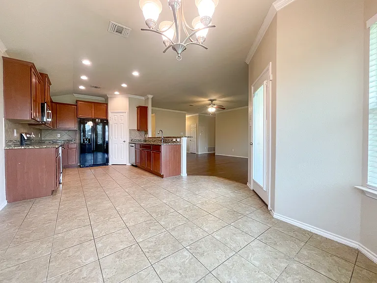 6617 Cascade Dr — Photo 5