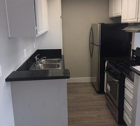 5th image of 7342 Haskell Ave APT 202