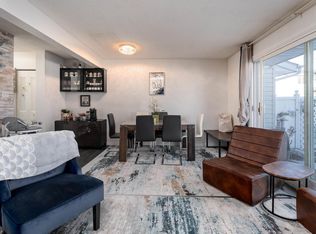 Glamorgan Est, Edmonton, AB T5X 3L4