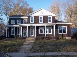 514 E Main St, Morris, IL 60450