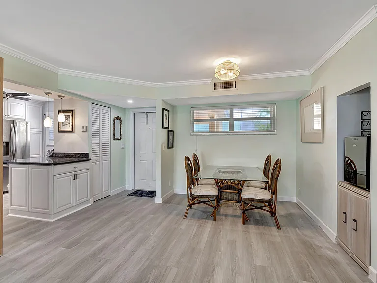 9 Colonial Club Dr #305 — Photo 21