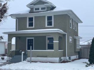 1507 Pershing Blvd, Clinton, IA 52732