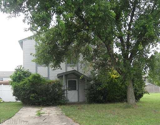 1st image of 815 Housman Ct