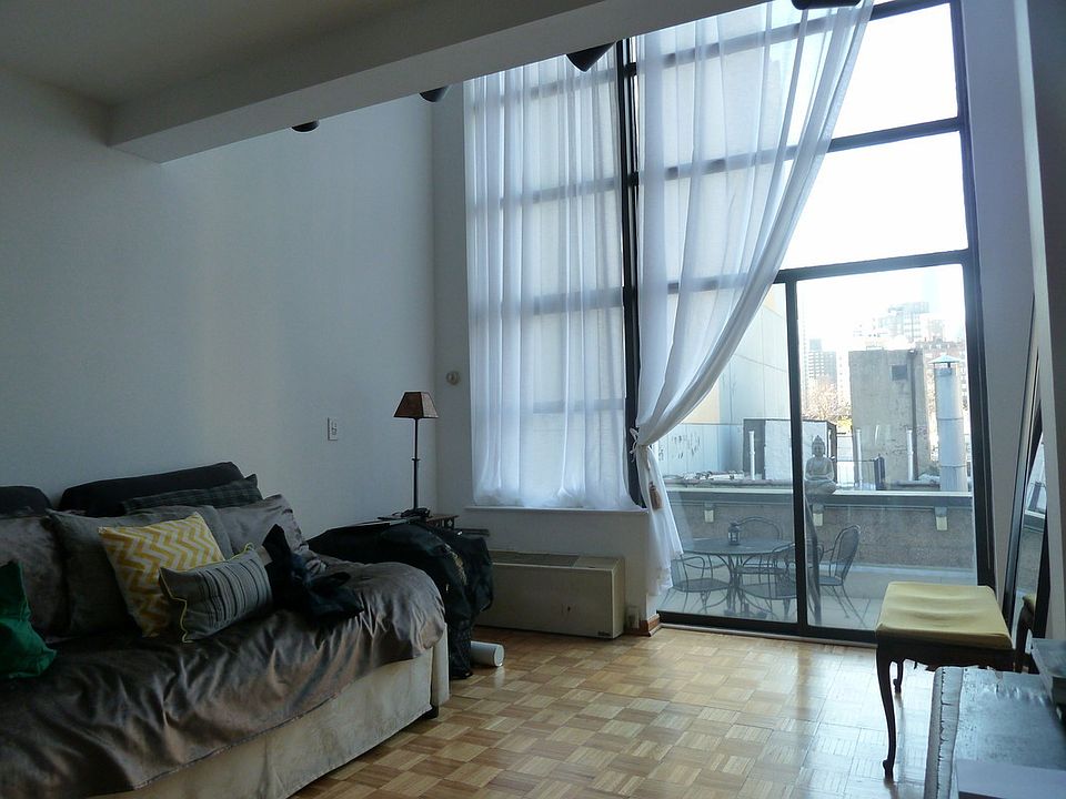 1st image of 350 E 62nd St APT 5L