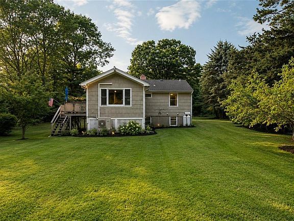 2nd image of 29 Oak Rd