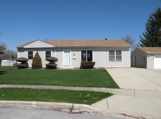 124 Seton Ct, Streamwood, IL 60107