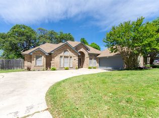 8517 Woodslane Dr, Fort Worth, TX 76179
