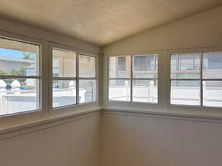 10007 Cole Rd — Photo 39