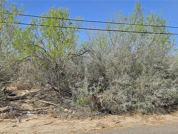 2nd image of 7622 N Los Charcos Dr