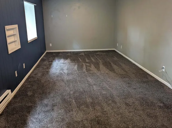 435 S Broadway St APT C3, Little York, IL 61453