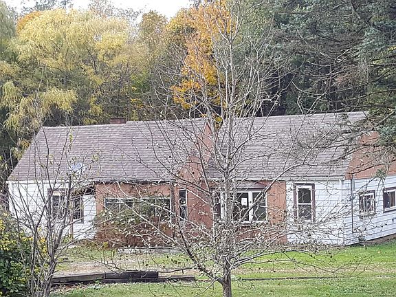 3rd image of 116 Daniels Ave