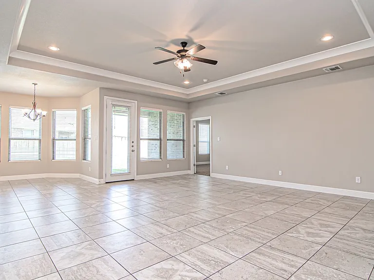 6014 Sunrise Way — Photo 5