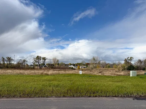 Ridgeway Dr #7, Greenville, WI 54942