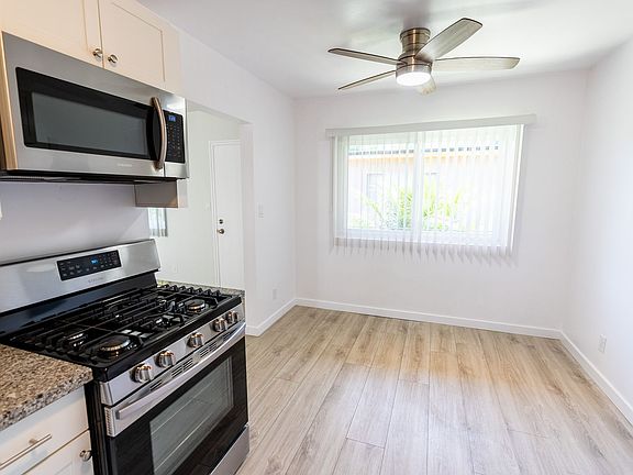 5th image of 18404 Vincennes St #3355106c7