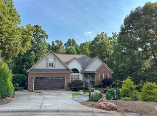 630 Claystone Dr, Inman, SC 29349
