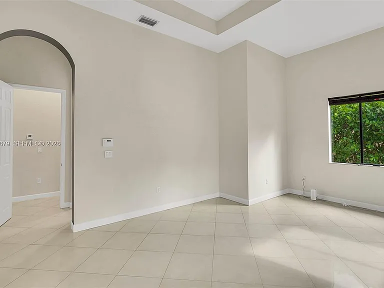 18861 SW 77th Ct — Photo 18
