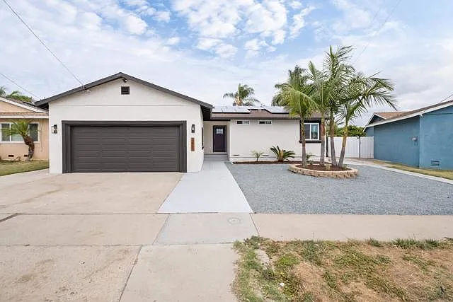 2451 Calle Chanate — Photo 1