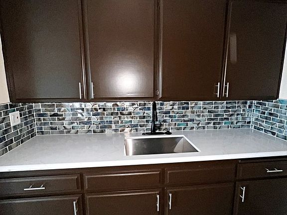 3rd image of 2200-2304 Morley St #2212