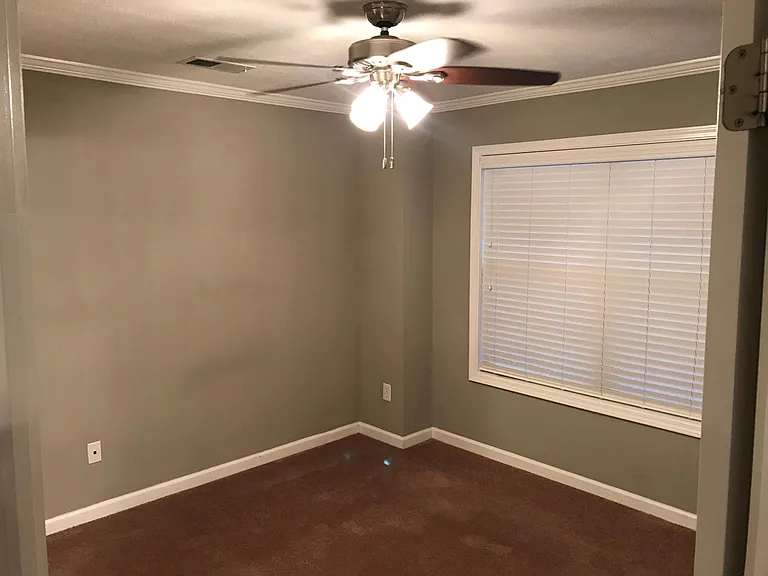 33 Black Oak Dr — Photo 7