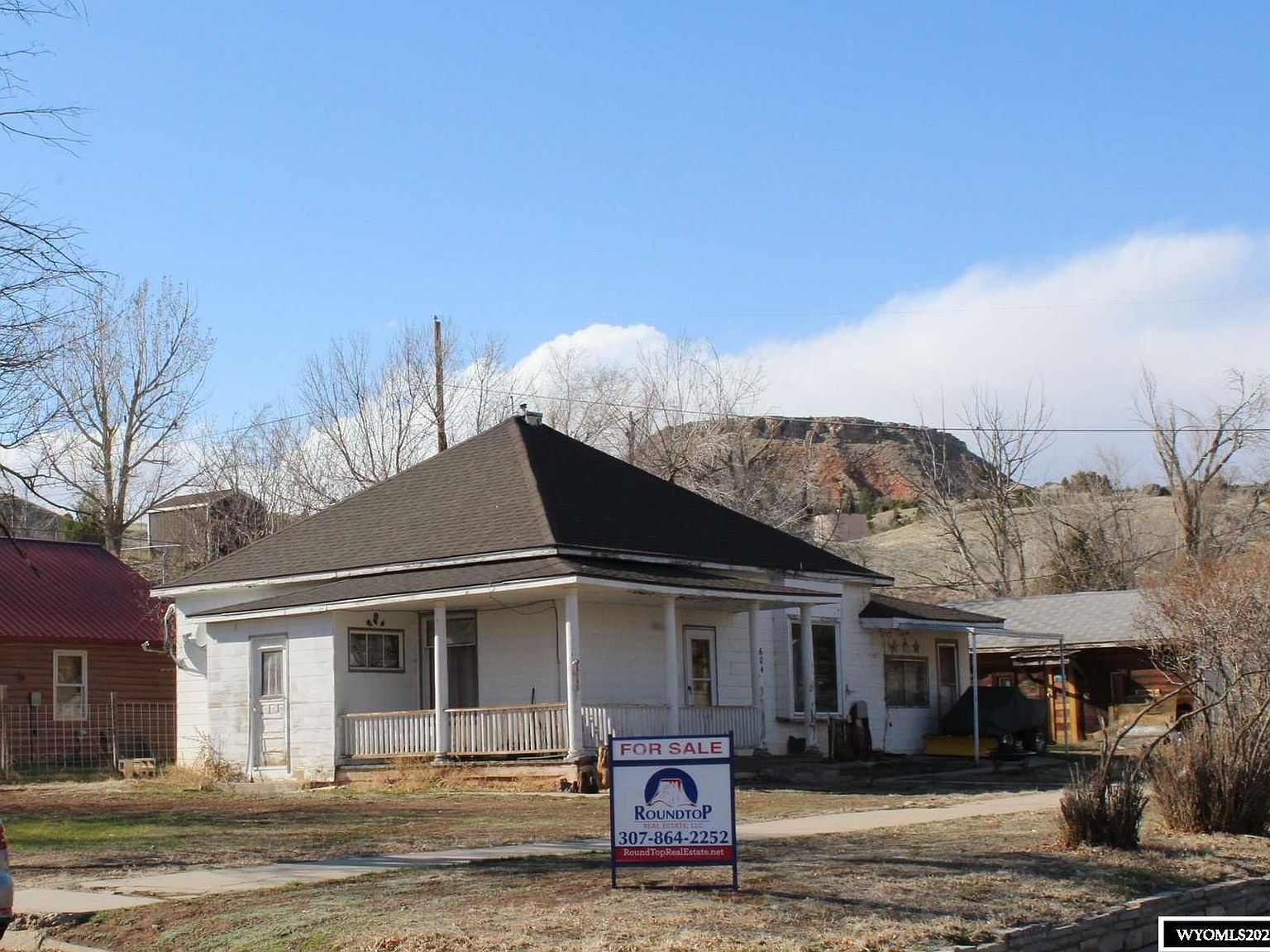 604 N 6th St Thermopolis Wy 82443 Zillow