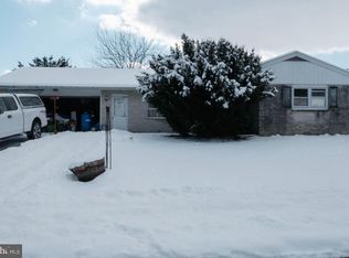 510 W Franklin St, Womelsdorf, PA 19567